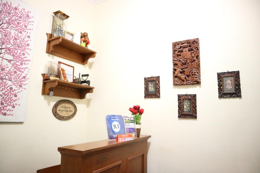 Zenrra House Hotel Bandung Ngoại thất bức ảnh